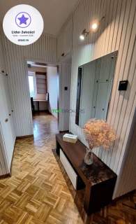 Cztery pokoje z osobną kuchnią, parking, metro