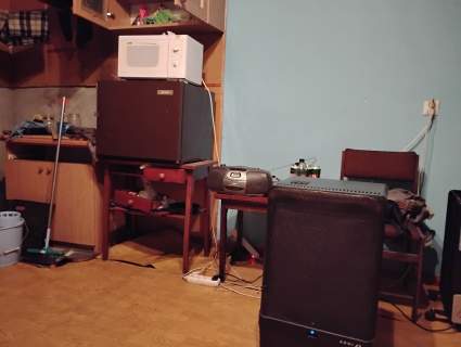 Sprzedam kawalerke 17 M , kamienica