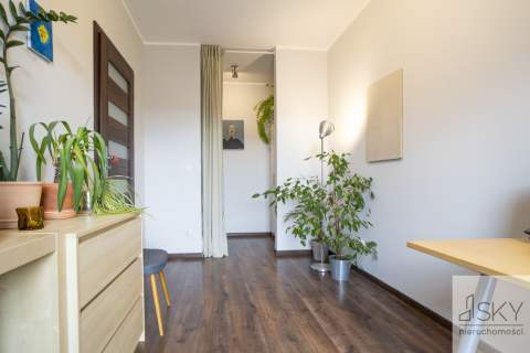 Zakładowa - do wynajęcia 2 pokoje z balkonem
