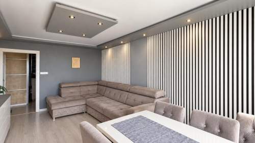 Północ 2 pokoje duży balkon winda po remoncie