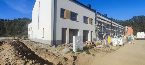 Szamocin, Las , Segment , 5 pok. , 140 m2, garaż .