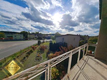 Dom z ogromną działką