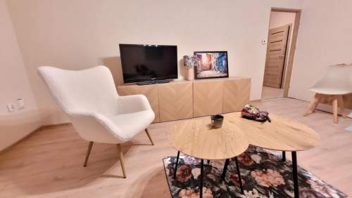 dwupokojowe z jasną kuchnią i balkonem, rejon ul. Mogilskiej