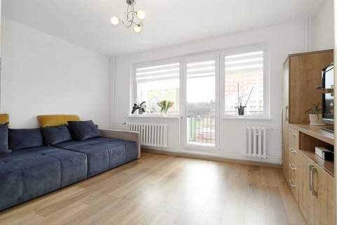 PRZESTRONNE CISZA SPOKÓJ BALKON