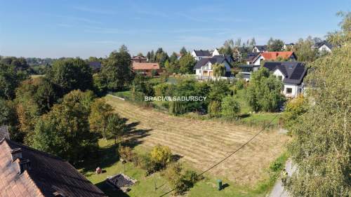 DZIAŁKA BUDOWLANA UZBROJONA PRZY WIELICZCE 32 ARY
