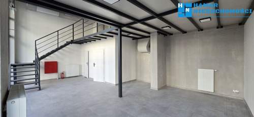 Lokal użytkowy na parterze 51,52 m 35,06 m antresoli