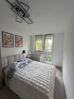 2 pokoje 46 m Generalny remont 1. piętro Balkon
