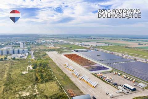 Działka inwestycyjna z PnB przy A4 23.812 m 