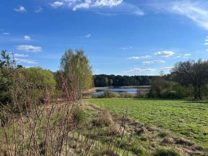 Wyjątkowa działka pod budowę domu nad jeziorem