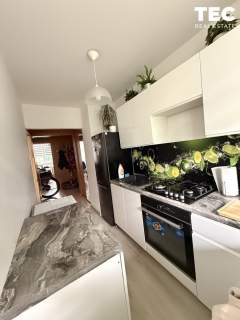 3 pokoje /52,9 m /Duży balkon /Osiedle H / do remontu
