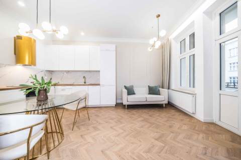 Urządzone dwa pokoje balkon kamienica Wilda