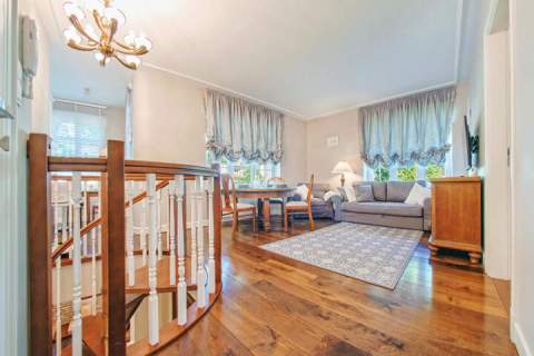 Apartament z dwoma sypialniami, Dębowa 12/1