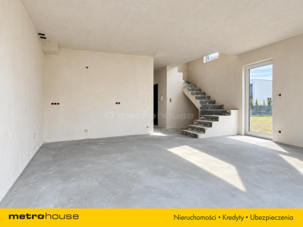 DOM 170 m2 Z DUŻYM OGRÓDKIEM 393m2
