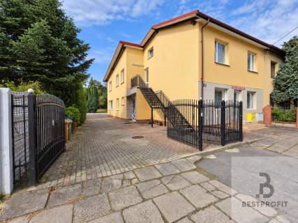 Dom z częścią usługową Działka 1107m2 Słupsk