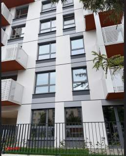 4 pokoje 92 m 2 balkony 2 łazienki Jeżyce