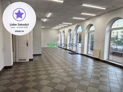 Przestronny lokal na restaurację lub sklep