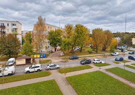 Dwustronne, schludne, częściowo umeblowane