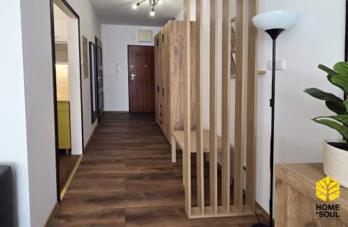 Nowoczesna kawalerka w apartamentowcu - Praga Południe