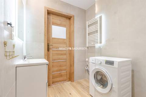 2 POKOJE 32,5 m DUŻY BALKON