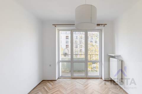 3 pokojowe z balkonem, Muranów Płn
