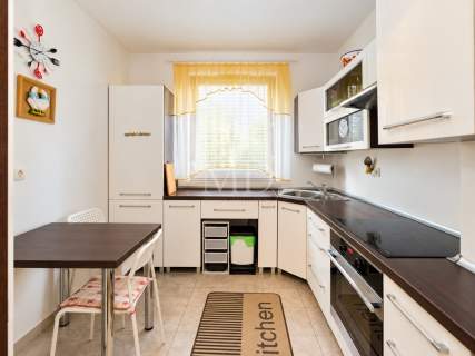 Wiślany Mokotów parter z balkonem 2016r garaż