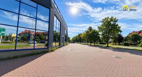 Kompleks usługowy ok. 1 400 m Działka 4 450m