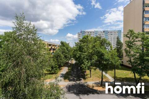 Przytulna kawalerka z balkonem