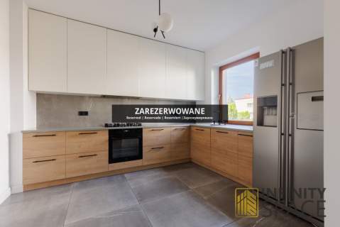Dom 230m 6 pokoi działka 369m garaż A/C
