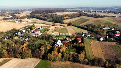 Wolnostojący dom ok. 600 m2