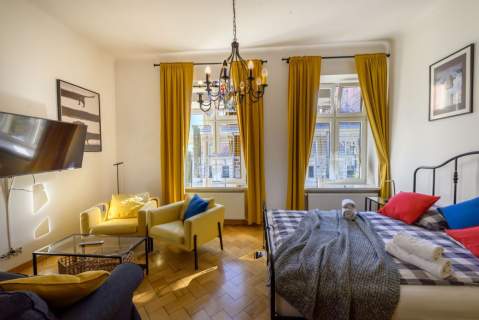 Cisza, styl i klimat Starego Miasta, komfortowe 40