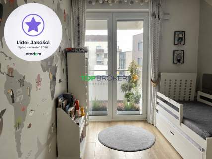 Trzy przestronne pokoje, balkon, garaż