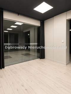 Lokal użytkowy w Centrum, pow.ok 66,7 m2 37 m2