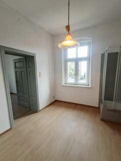 Kawalerka w centrum Kalisza 23,68 m Piwnica i parking