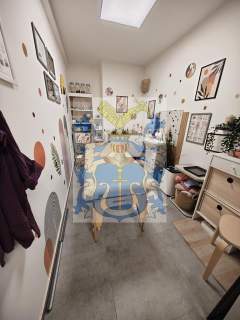 Kliny Zacisze, Dębniki lokal 82m2 parter, witryna