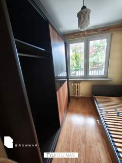Wygodny układ, balkon i widok na zieleń