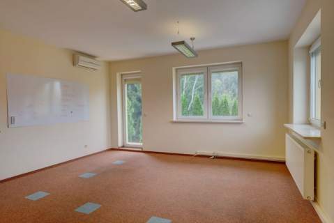 Budynek 274m na sprzedaż - Warszawa Bielany