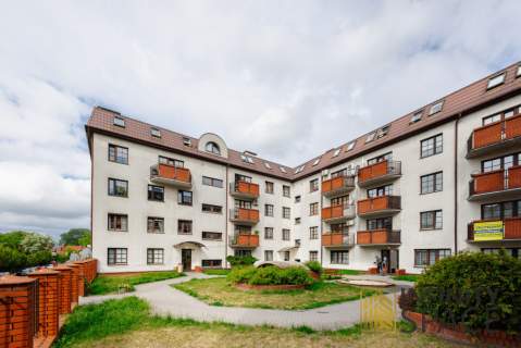 Dwupoziomowe 100m2 Sauna Kominek Garaż