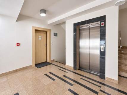 WYJĄTKOWY APARTAMENT W SERCU ZAKOPANEGO 58 m2 3 POKOJE BASEN