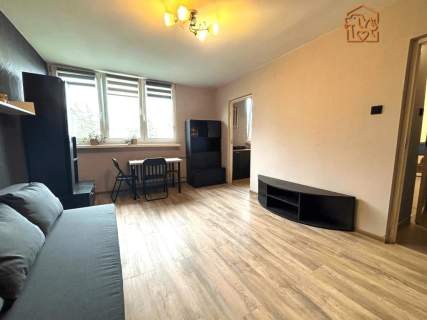 Zbaraska 18, Dąbrowa, kawalerka pet friendly