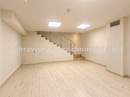 Lokal użytkowy w Centrum, pow.ok 66,7 m2 37 m2