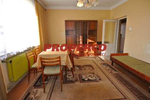 Dom 6pok 140 m2 działka 1833 m2, Reguły