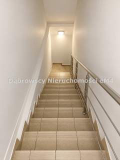 Lokal użytkowy w Centrum, pow.ok 66,7 m2 37 m2