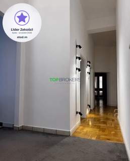 Trzy pokoje bez mebli blisko centrum