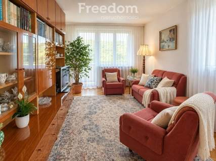 3-pokojowe mieszkanie 67,70 m w centrum Ciechanowa z dwoma balkonami