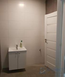 Wynajem lokal magazynowo-handlowy pow. 225 m2