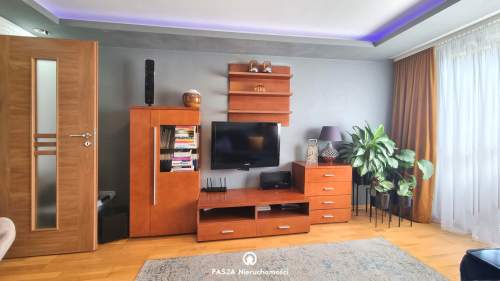 M4 60m WIDZEW WSCHÓD, nowe instalacje, wiata garażowa,