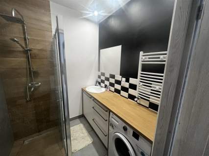 Apartament - wyposażony i umeblowany