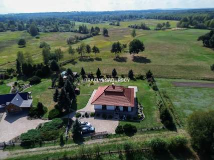 dom parterowy w lesie, działka 22ar Niepołomice