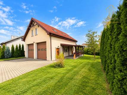 Dom 250 m z potencjałem inwestycyjnym, działka 834 m - Smolna