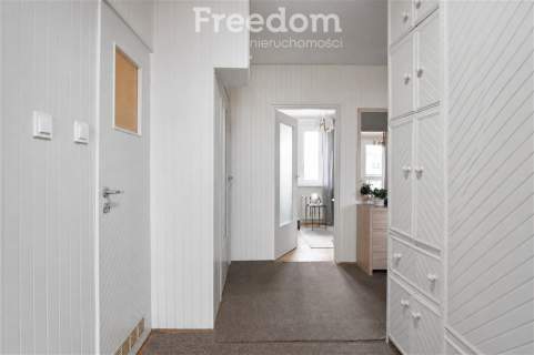 Pruszcz Gdański, 3 pok. 76 m2, balkon, dwustronne, piwnica